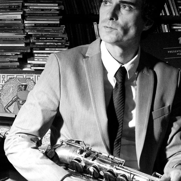 Roberto Somoza / Saxofón